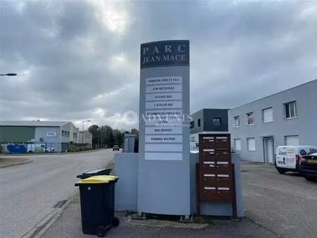 location local d’activités saint symphorien d ozon 69360 170m²