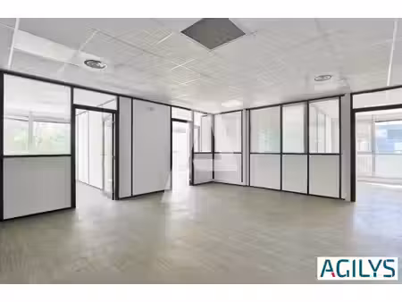 location local d’activités 286m² à 781m²