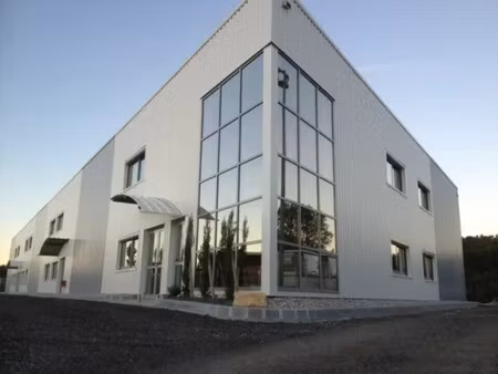 location local d'activités 300 m² à 920 m²