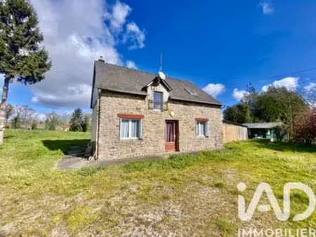 maison à meneac (56490)