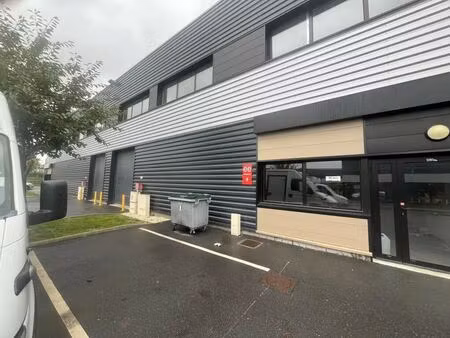 location entrepôt aulnay sous bois 93600 455m² à 1446m²