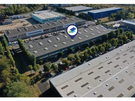 location entrepôt coignieres 78310 430m² à 1243m²