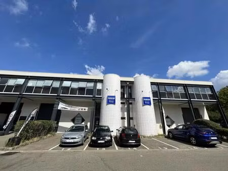location entrepôt elancourt 78990 382m² à 1146m²