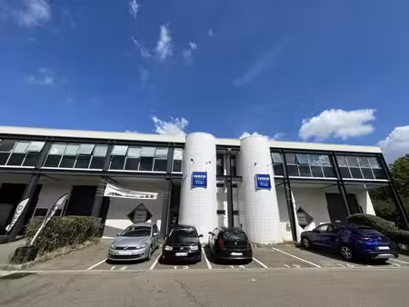 location entrepôt elancourt 78990 382m² à 1146m²