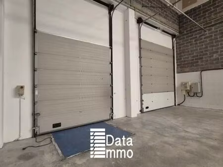 location entrepôt 760 m²