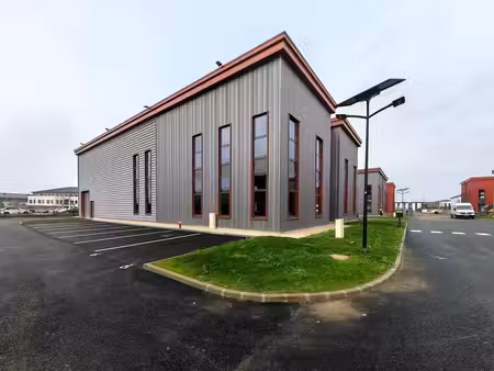 location local d’activités 477m² à 954m²
