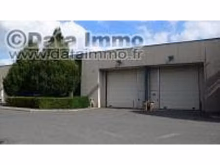 location entrepôt villepinte 93420 734m²