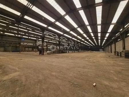 location local d’activités woippy 57140 162m² à 12642m²