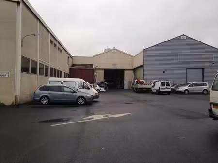 location entrepôt 550 m² à 1 238 m²