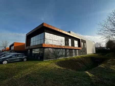 location entrepôt 1 062 m²