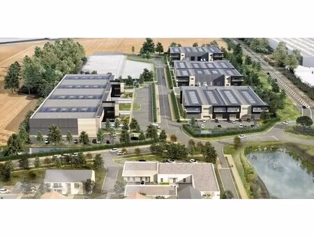 location entrepôt 1 264 m² à 5 060 m²