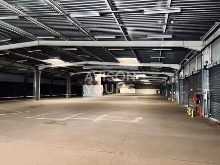 location local d'activités 5 955 m²