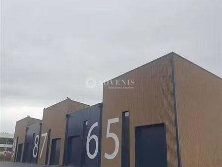 location local d'activités 194 m² à 1 976 m²