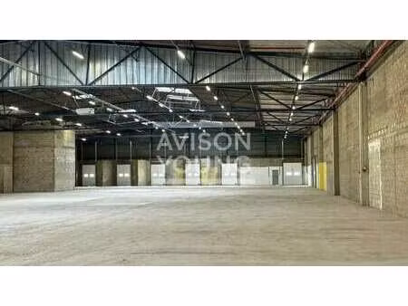 location local d’activités pantin 93500 8359m²