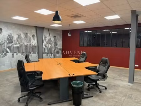 location local d'activités 3 000 m²