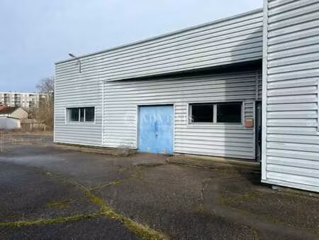 location local d’activités nevers 58000 323m²