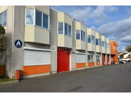 location local d’activités villejuif 94800 369m² à 796m²