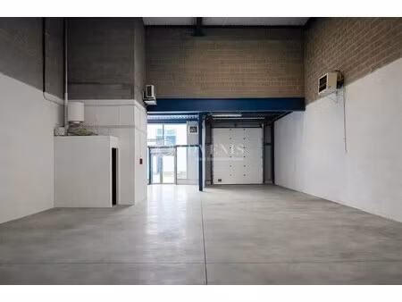 location local d’activités vitry-sur-seine 94400 634m²