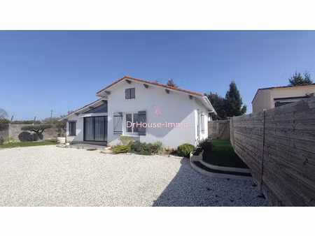 vente maison 5 pièces 132 m² à saint-emilion (33330)  250 200 €