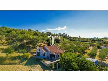villa de charme avec piscine et 4362 m² de terrain