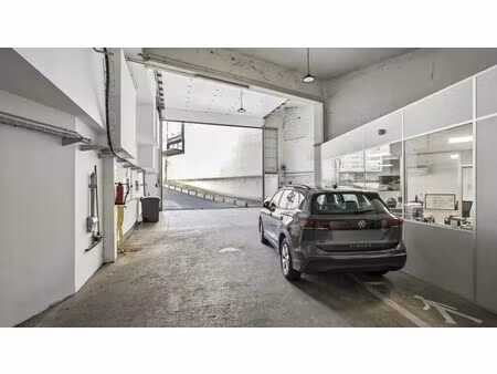 location local d’activités paris 75012 2192m²