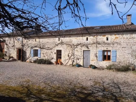 vente maison 6 pièces 203 m² à sauzé-vaussais (79190)  258 500 €