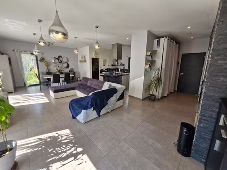 vente maison 5 pièces 137 m² à laure-minervois (11800)  270 000 €