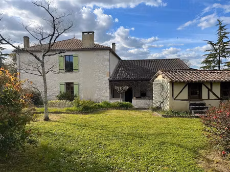 vente maison 10 pièces 249 m² à villeréal (47210)  296 800 €