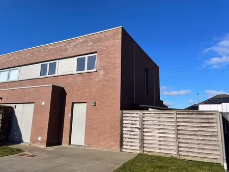 moderne 3-slpk eengezinswoning + tuin