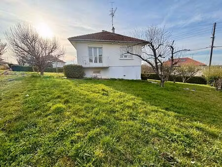 maison de 3 pièces  en impasse