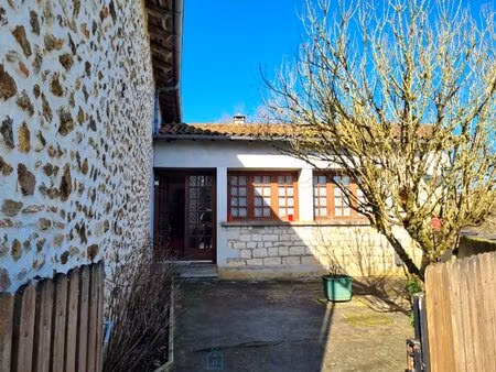 maison et dépendances