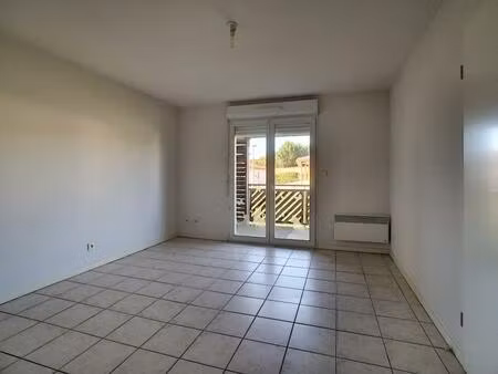 appartement 2 pièces de 37 70 m² dans une résidence avec salle de sport