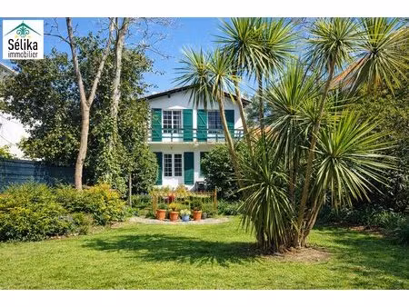 2 villas en ville d'hiver