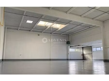 location local d'activités 478 m²
