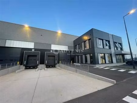 location entrepôt le bourget 93350 474m² à 9564m²