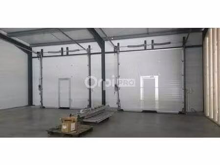 location local d’activités buros 64160 60m²