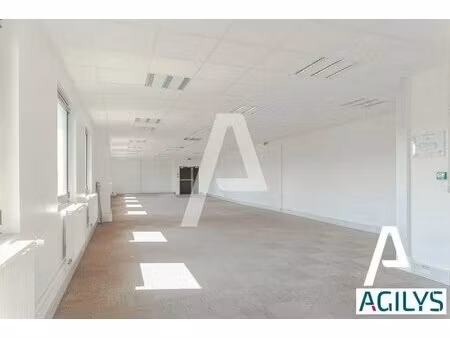 location local d’activités villebon sur yvette 91940 435m²