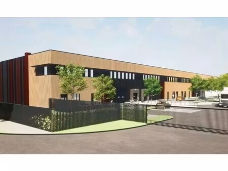 location local d'activités 1 518 m² à 12 211 m²