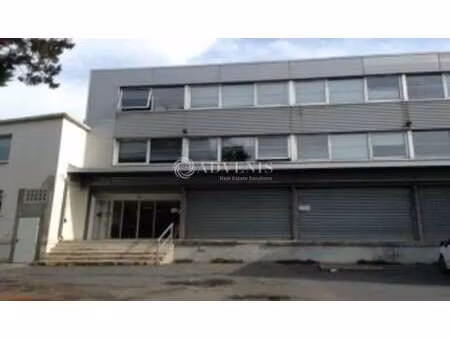 location local d'activités 2 511 m²