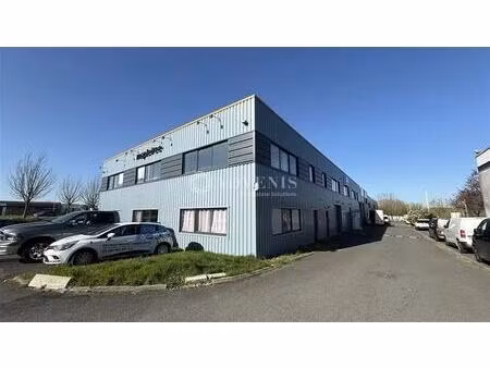location local d’activités quincy voisins 77860 121m² à 407m²