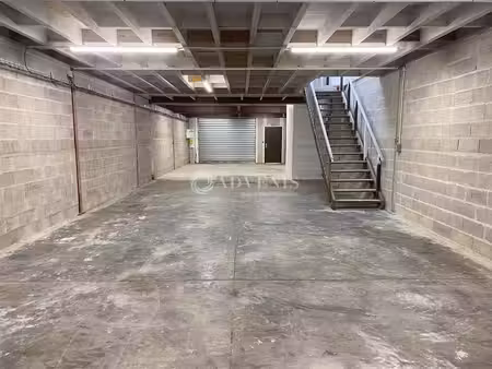 location local d’activités 270m²