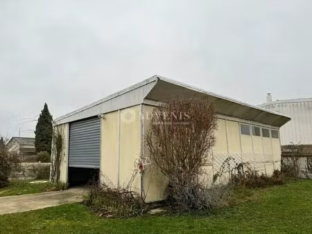 location local d’activités villepreux 78450 80m²