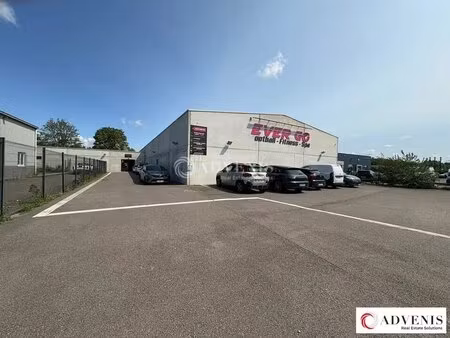 location entrepôt 1 500 m²