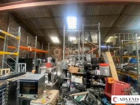 location entrepôt 565 m²