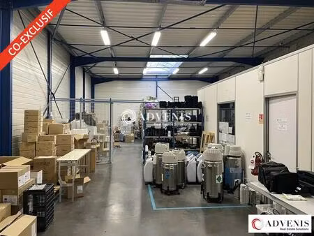 location local d'activités 500 m²