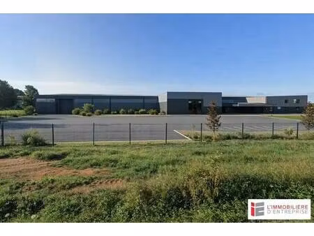 location local d'activités 6 300 m²