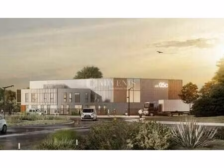 location entrepôt 1 623 m² à 5 167 m²