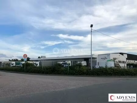 location entrepôt 1 400 m²