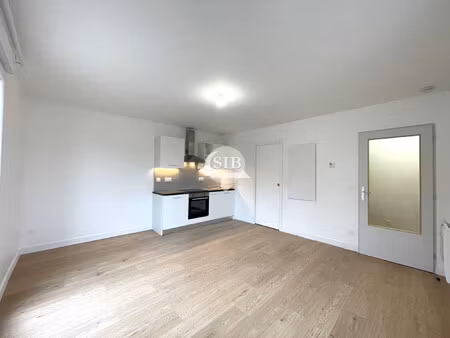 location appartement 1 pièce 25m² linas 91310