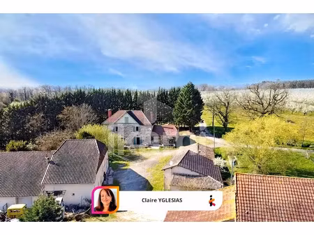 vente propriété 16 pièces 382 m² à rampieux (24440)  399 000 €